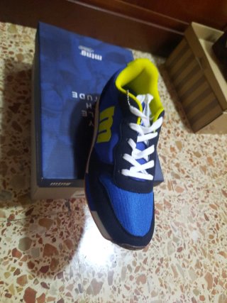 Zapatillas MTNG Azul y Amarillo Talla 39