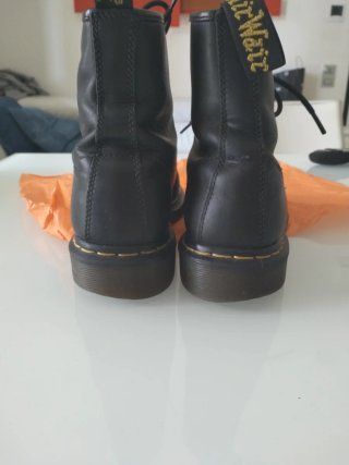Anfibi Dr Martens neri