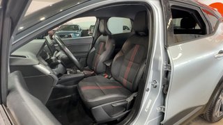 Renault CAPTUR Zen TCe 140 EDC GPF Micro Hibrido (2022)