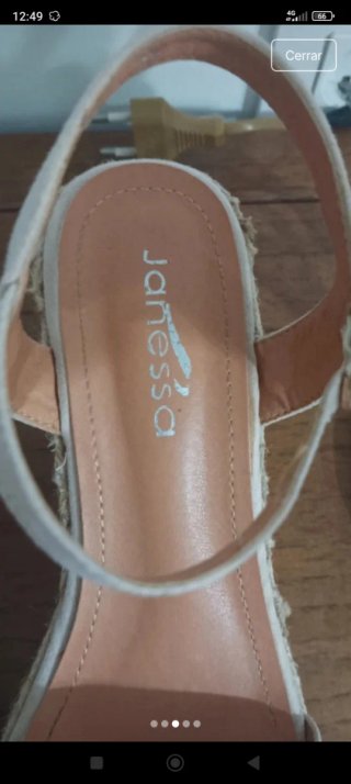 Sandalias Beige y Doradas