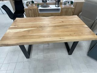 Mesa de comedor acacia
