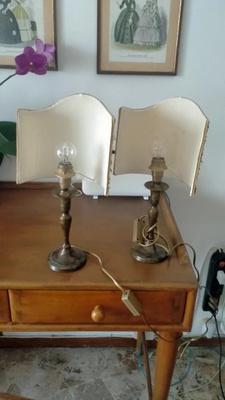 Coppia Lampade Vintage Stoffa e Metallo
