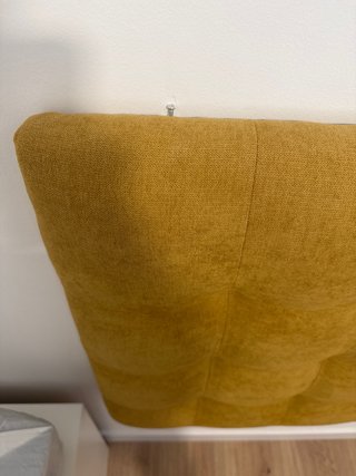 Cabecero tapizado mostaza 120x70