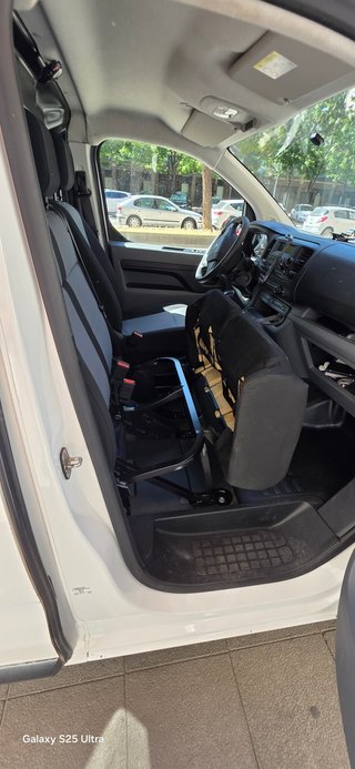 Peugeot Expert 2019