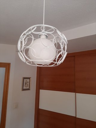 Lampada a sospensione moderna