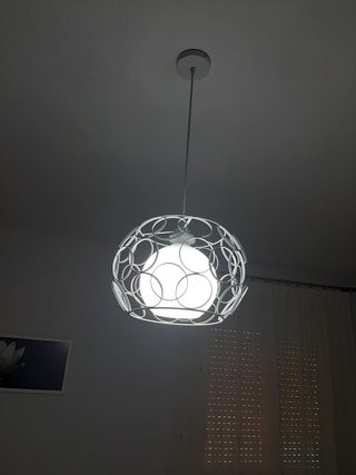 Lampada a sospensione moderna