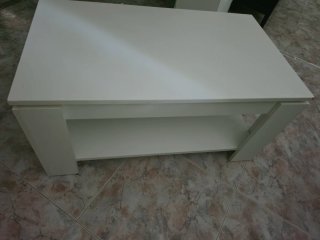 Mesa de salón blanca plegable