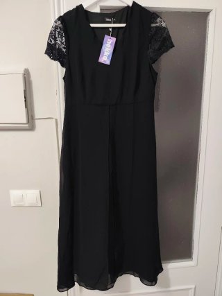 Vestidos variados nuevos con su etiqueta