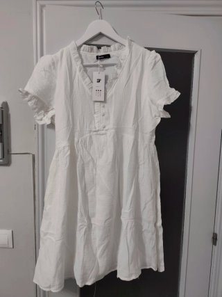 Vestidos variados nuevos con su etiqueta