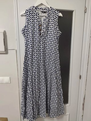 Vestidos variados nuevos con su etiqueta