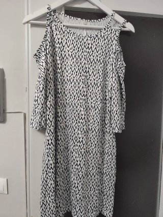 Vestidos variados nuevos con su etiqueta
