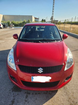 Suzuki Swift Rojo