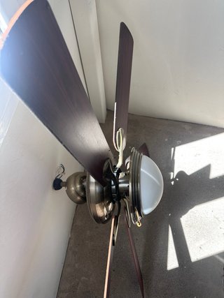Ventilador de techo con luz
