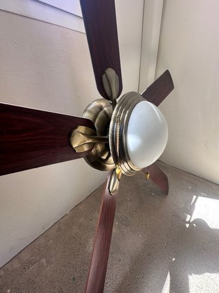 Ventilador de techo con luz