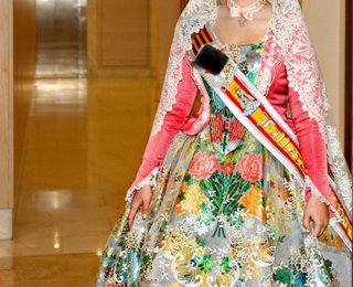 Traje de Fallera con corpiño adicional