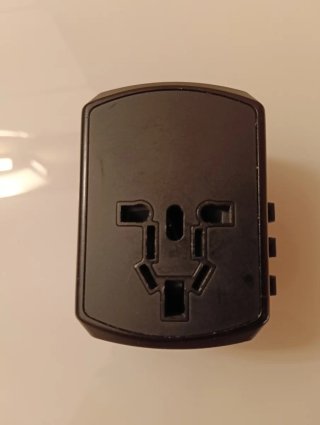 Adaptador de viaje universal