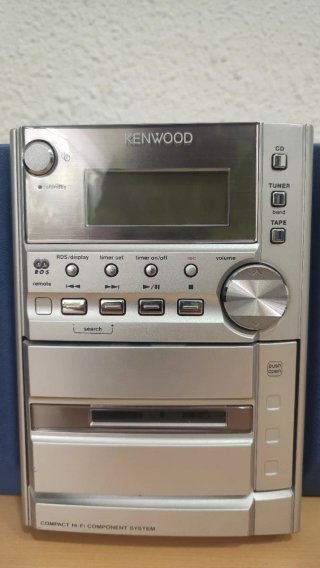 Equipo de música Kenwood CD y Cassette
