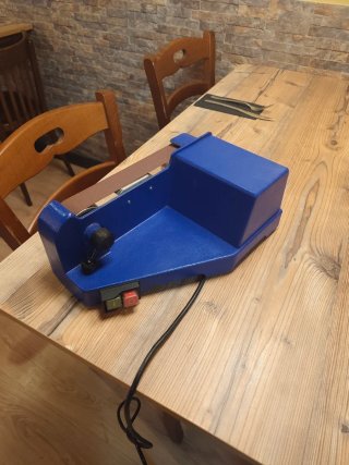 Afiladora de cinta azul