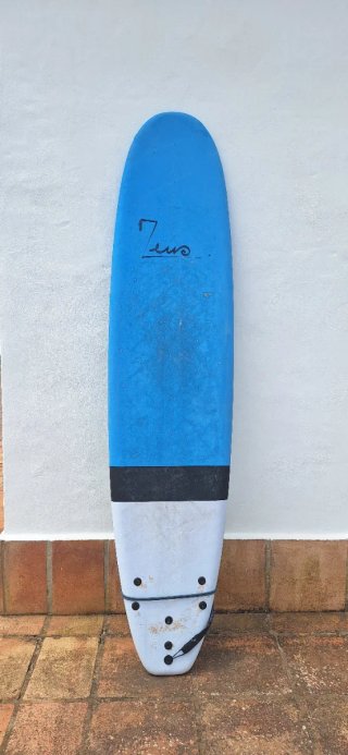 Se alquilan tablas de surf por semanas