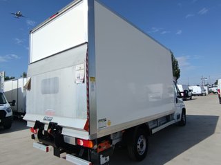 FIAT Ducato CHASIS CAJA CERRADA CON TRAMPILLA 140
