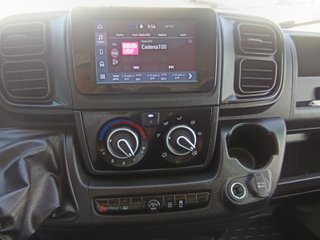 FIAT Ducato CHASIS CAJA CERRADA CON TRAMPILLA 140
