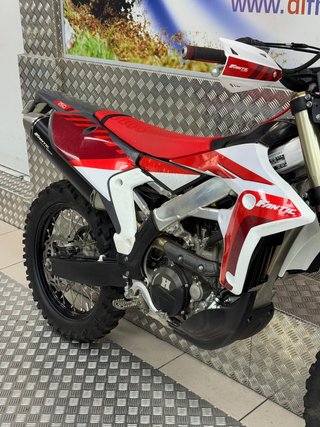 FANTIC XEF 250cc  5-2024 - 2.300 km/75 horas