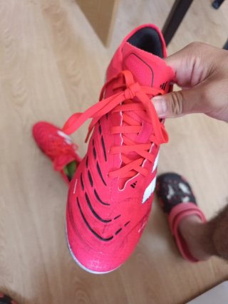 Zapatillas Fútbol Adidas Predator Talla 41.5 Rojas