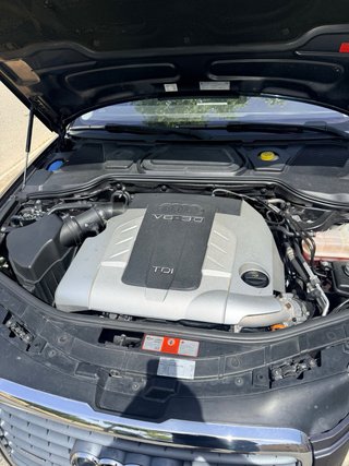 Audi A8 2005