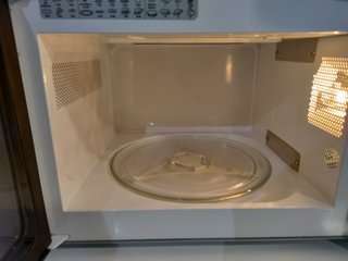 Horno Microondas Whirlpool GT 286 WH Crisp