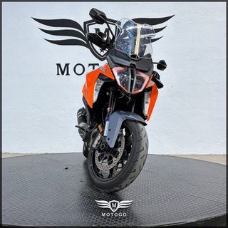 KTM 1290 SUPERDUKE GT - 2024, 5.420KM y GARANTÍA