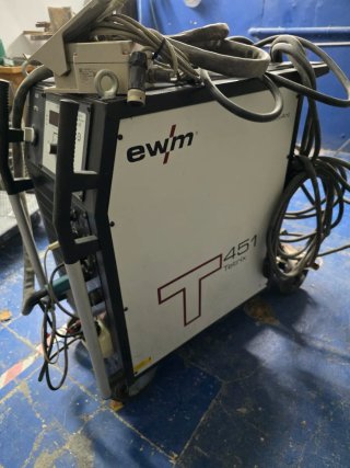 Soldadora EWM T451