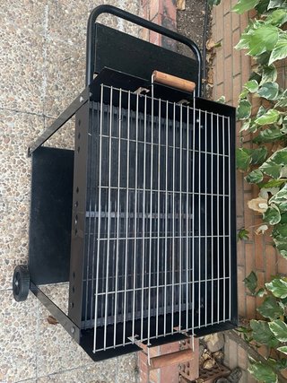 Barbacoa con ruedas