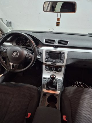 Volkswagen Passat 2011