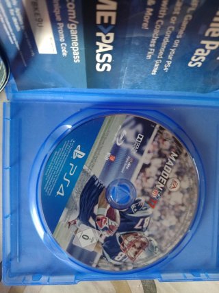 PS4/PS3 Juegos: Call of Duty & Madden NFL 17