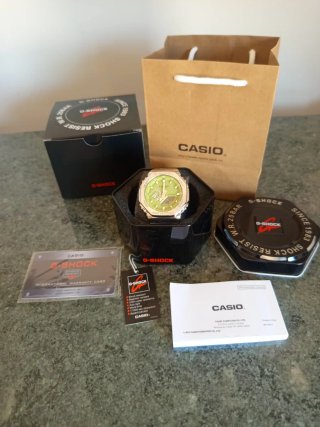 Reloj Casio G-Shock GM-2110D Plata/Verde