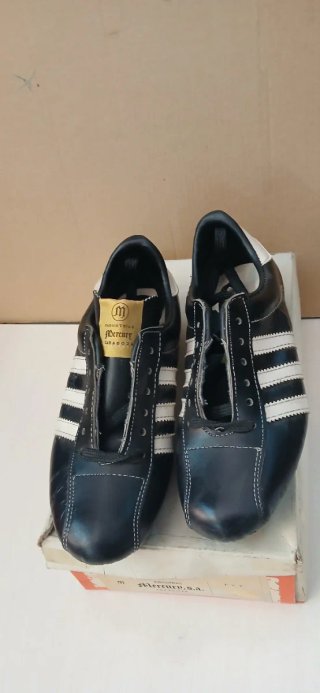Botas de fútbol Mercury Talla 35 Nuevas
