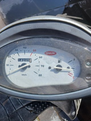 Moto Scooter Daelim Plata Automática