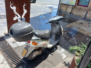 Moto Scooter Daelim Plata Automática