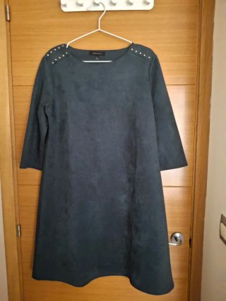 Vestido Cortefiel ante verde oscuro tachuelas