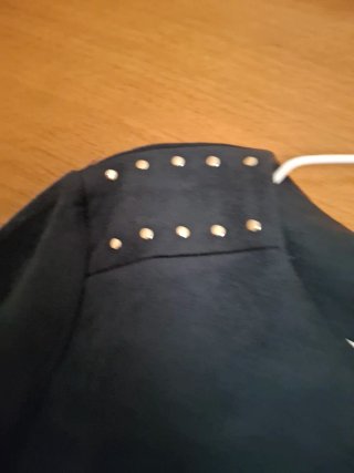 Vestido Cortefiel ante verde oscuro tachuelas