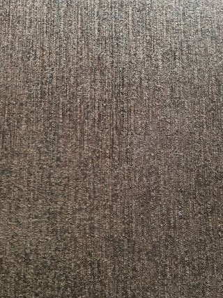 Puff marrón para salón o mesa de tela