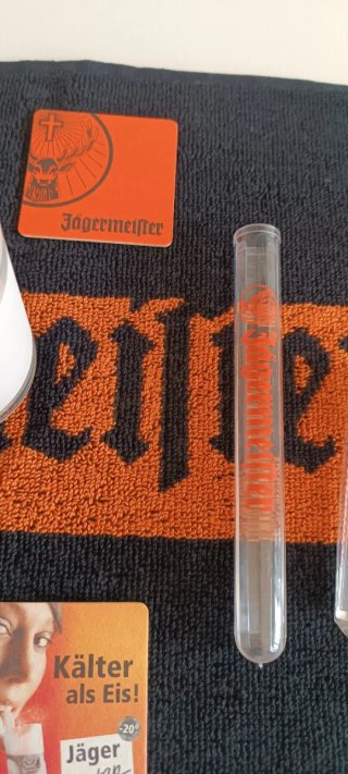 Lote Jägermeister: Vaso, Posavasos y Más