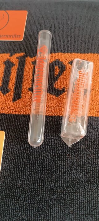 Lote Jägermeister: Vaso, Posavasos y Más