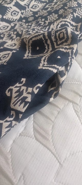 Vestido estampado azul y beige