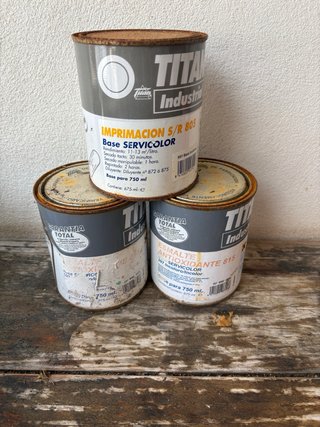 3 Botes Titan Imprimación S/R 805