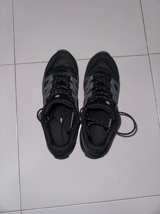 Zapatilla Salomon grivola