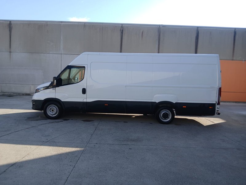 Iveco DAILY 35S 16 2.3 2022 - foto 1