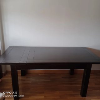 Mesa comedor oscura 6 sillas sin usar