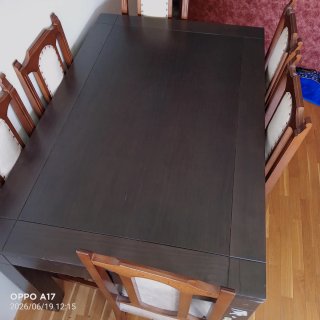 Mesa comedor oscura 6 sillas sin usar