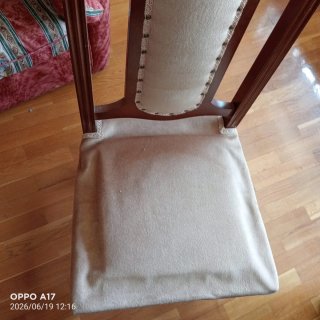Mesa comedor oscura 6 sillas sin usar